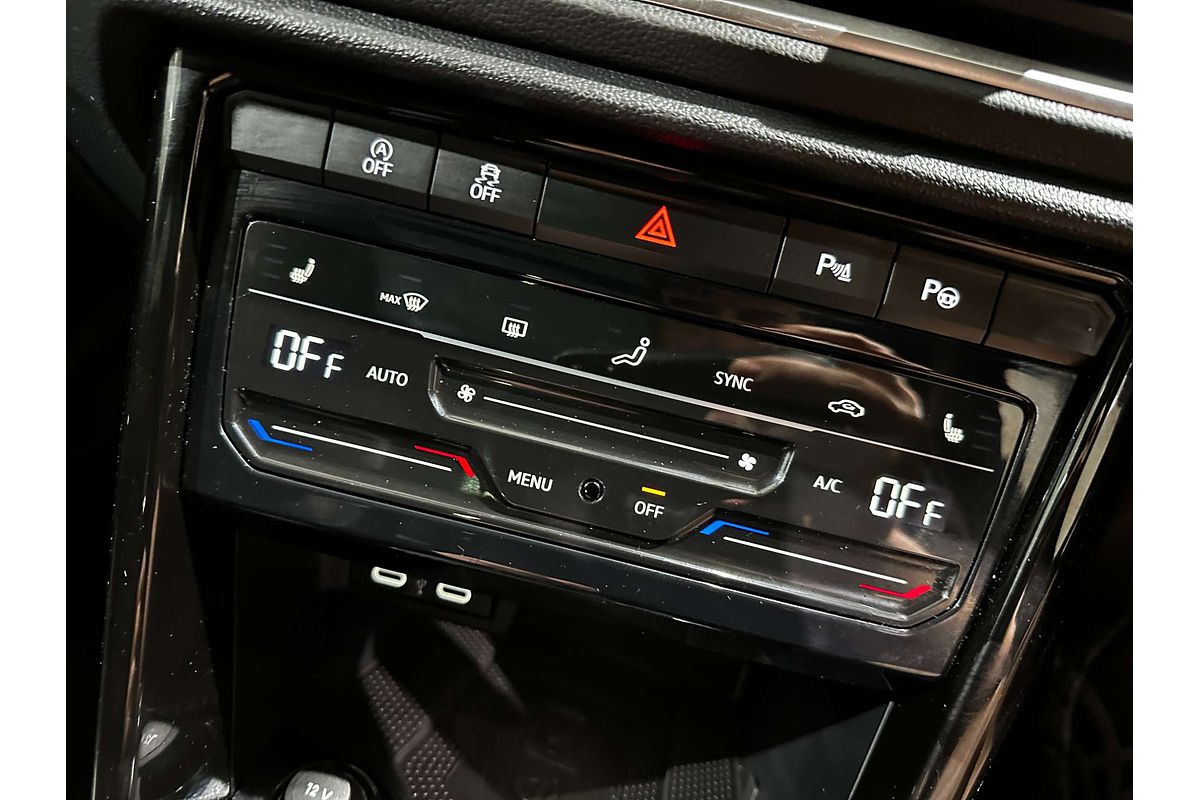 2023 Volkswagen T-Roc R D11