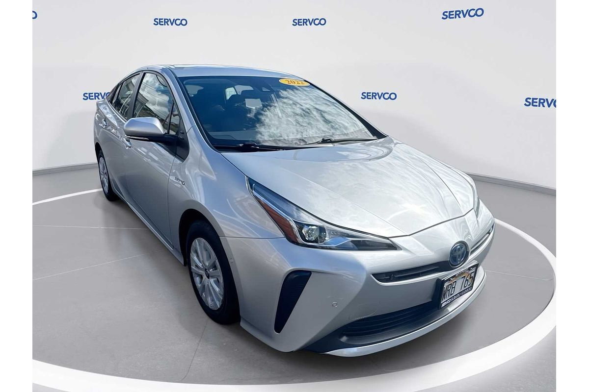 2022 Toyota Prius LE