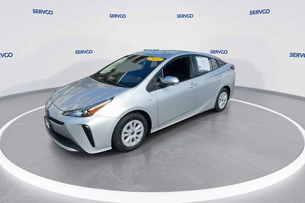 2022 Toyota Prius LE