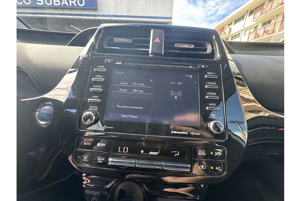 2022 Toyota Prius LE