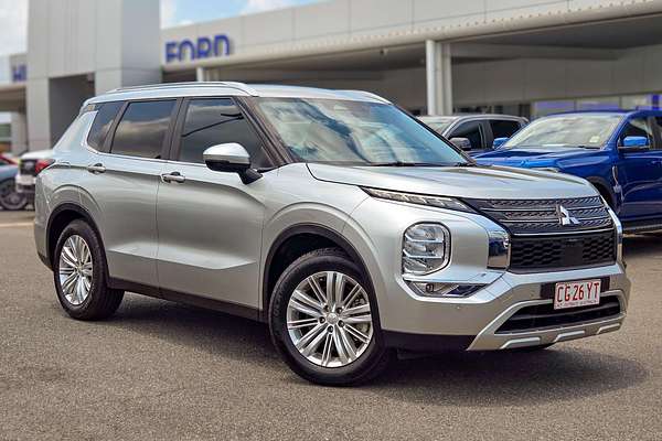2022 Mitsubishi Outlander LS ZM