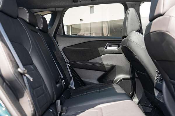 2025 Nissan QASHQAI N-DESIGN e-POWER J12