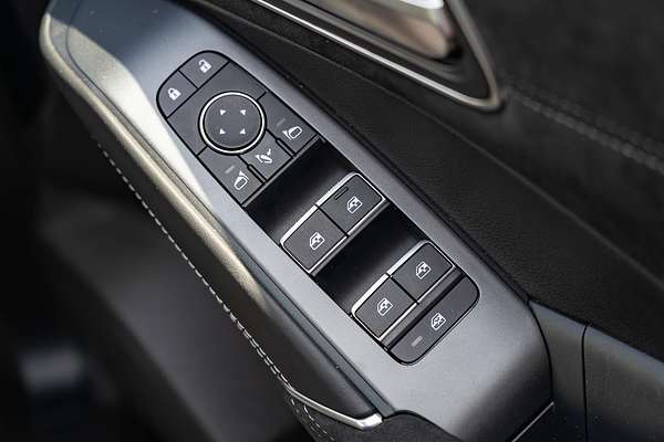 2025 Nissan QASHQAI N-DESIGN e-POWER J12