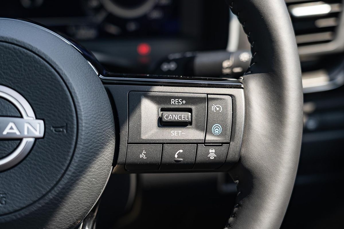 2025 Nissan QASHQAI N-DESIGN e-POWER J12