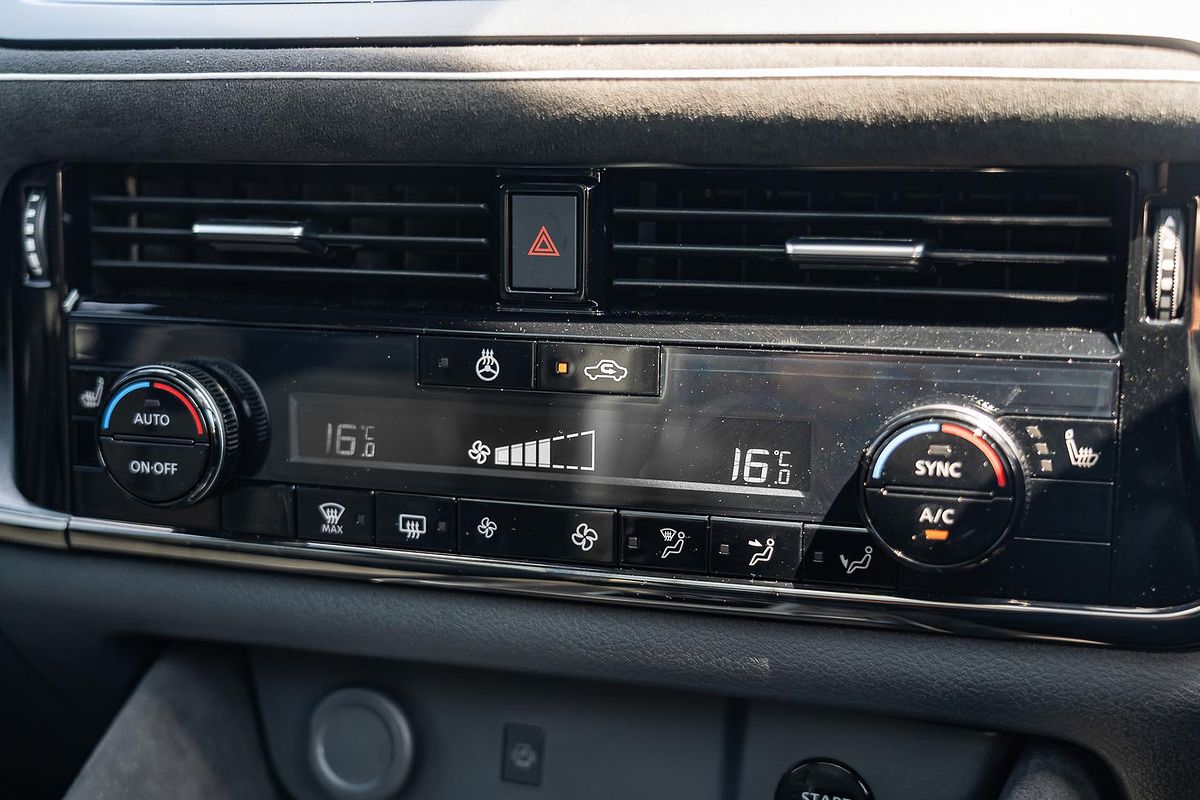 2025 Nissan QASHQAI N-DESIGN e-POWER J12