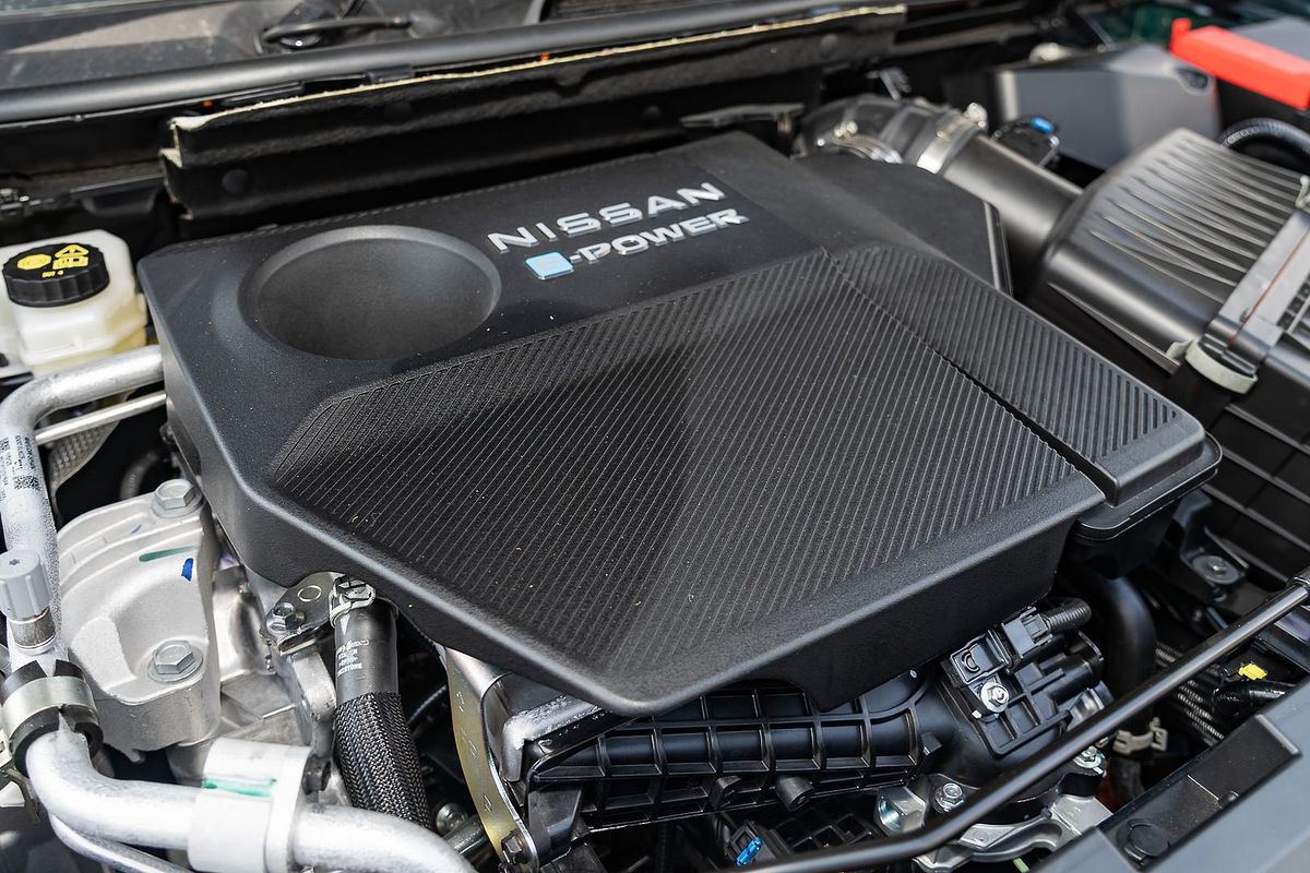 2025 Nissan QASHQAI N-DESIGN e-POWER J12