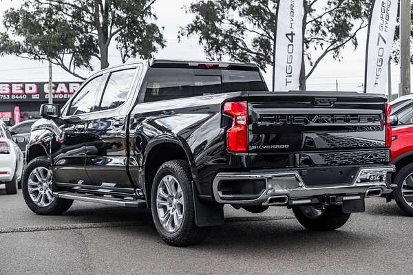 2025 Chevrolet Silverado 1500 LTZ Premium W/Tech Pack T1 4X4