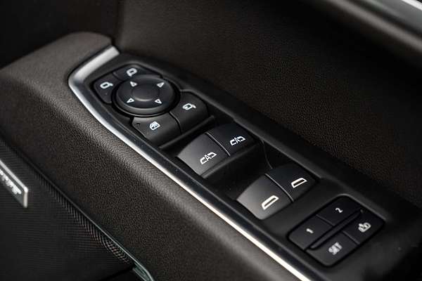 2025 Chevrolet Silverado 1500 LTZ Premium W/Tech Pack T1 4X4