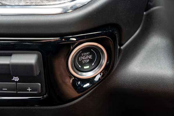 2025 Chevrolet Silverado 1500 LTZ Premium W/Tech Pack T1 4X4