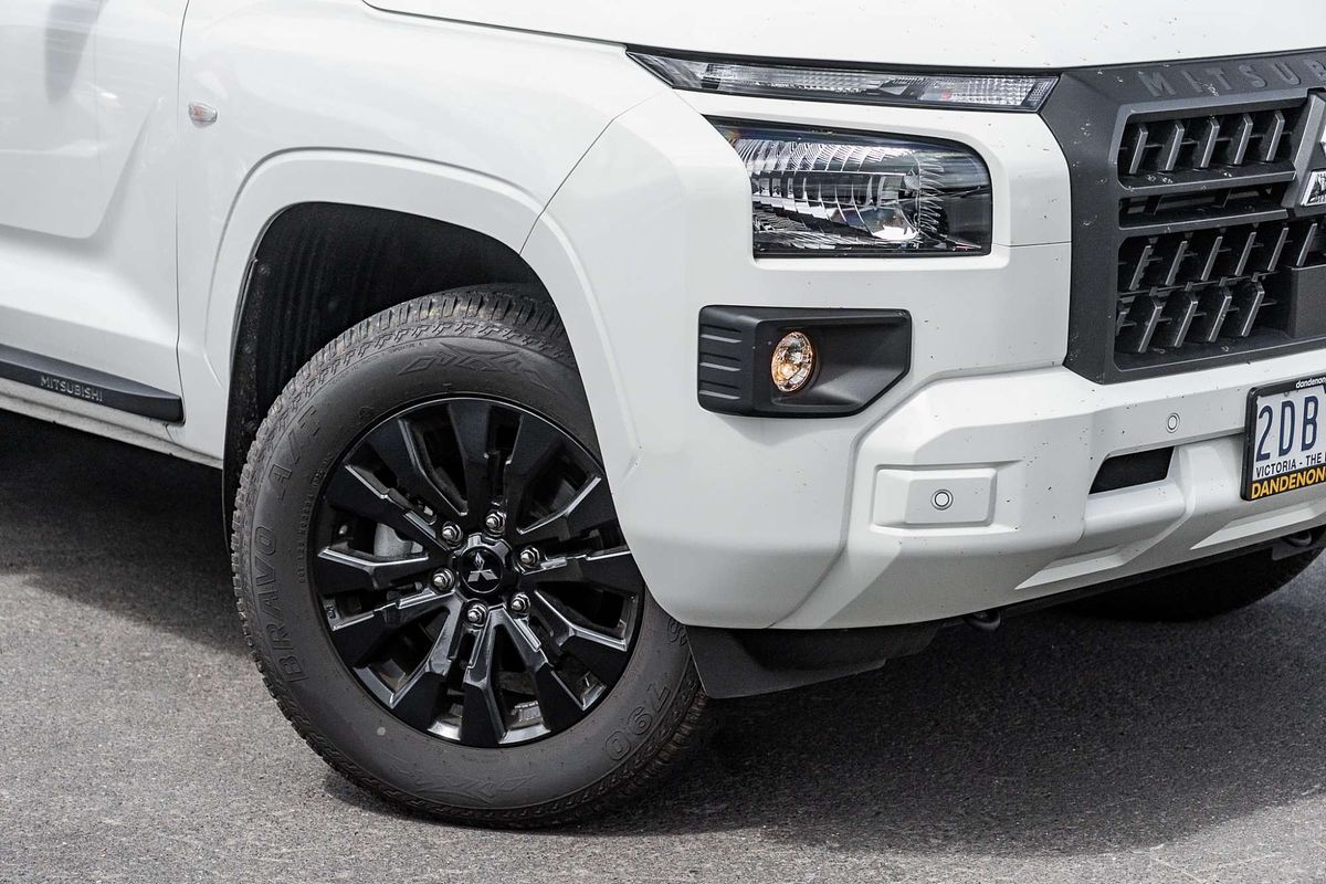 2025 Mitsubishi Triton GLX-R MV 4X4
