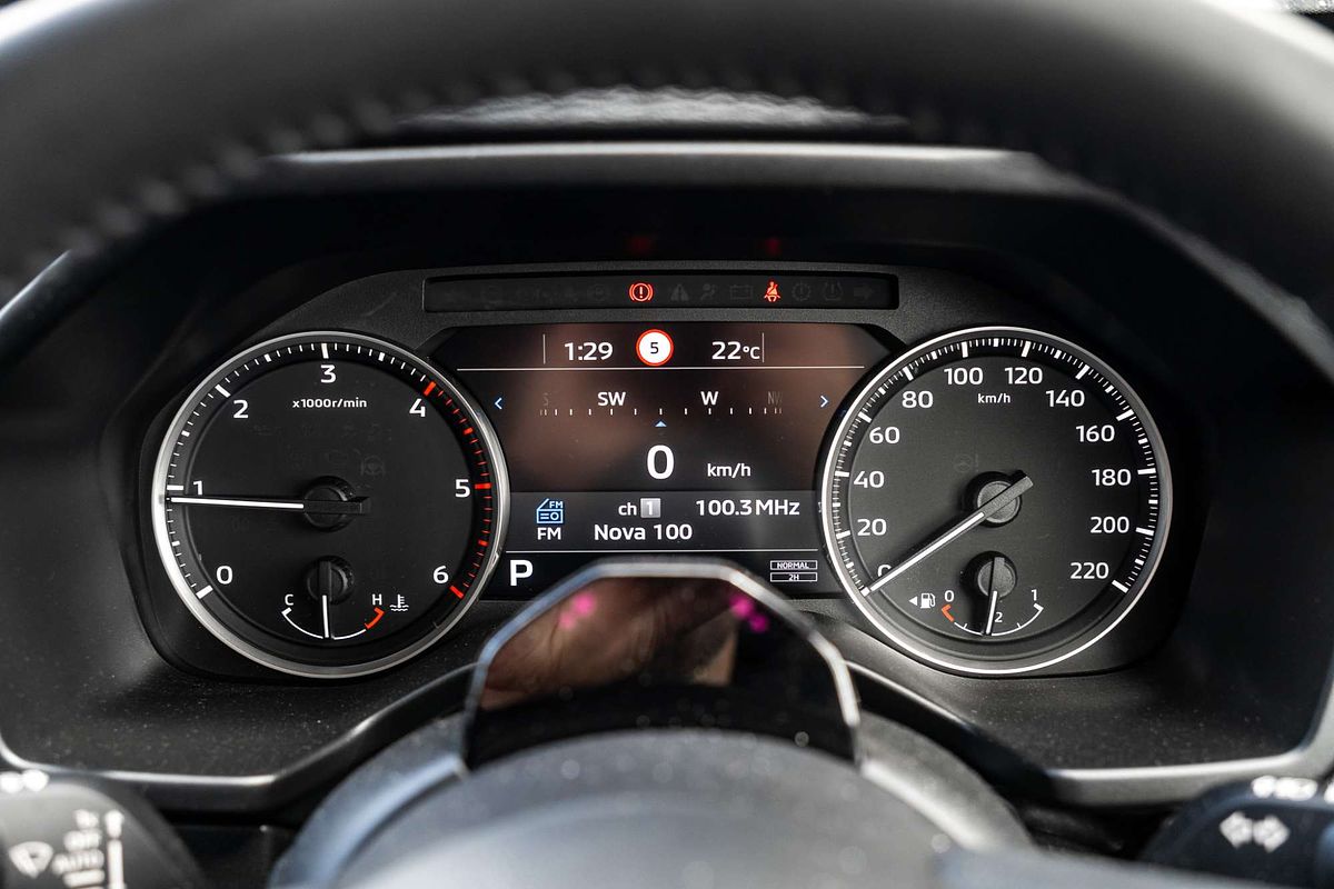 2025 Mitsubishi Triton GLX-R MV 4X4
