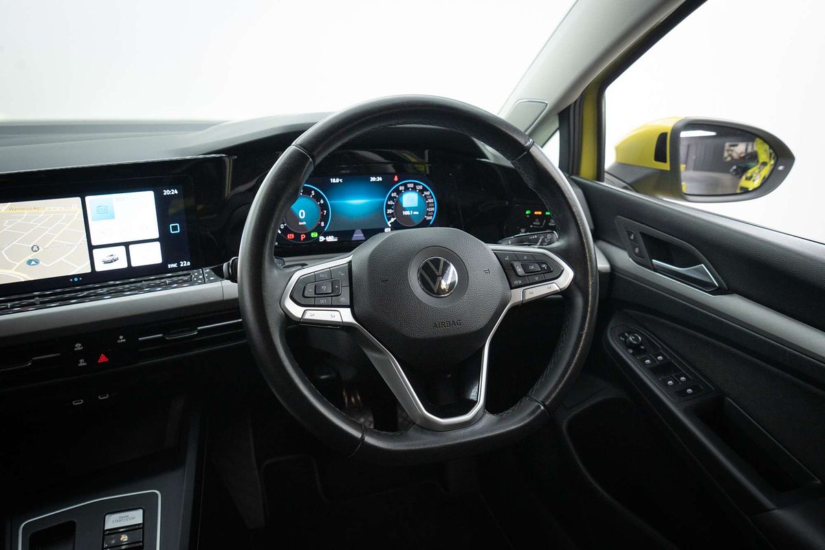2022 Volkswagen Golf 110TSI 8