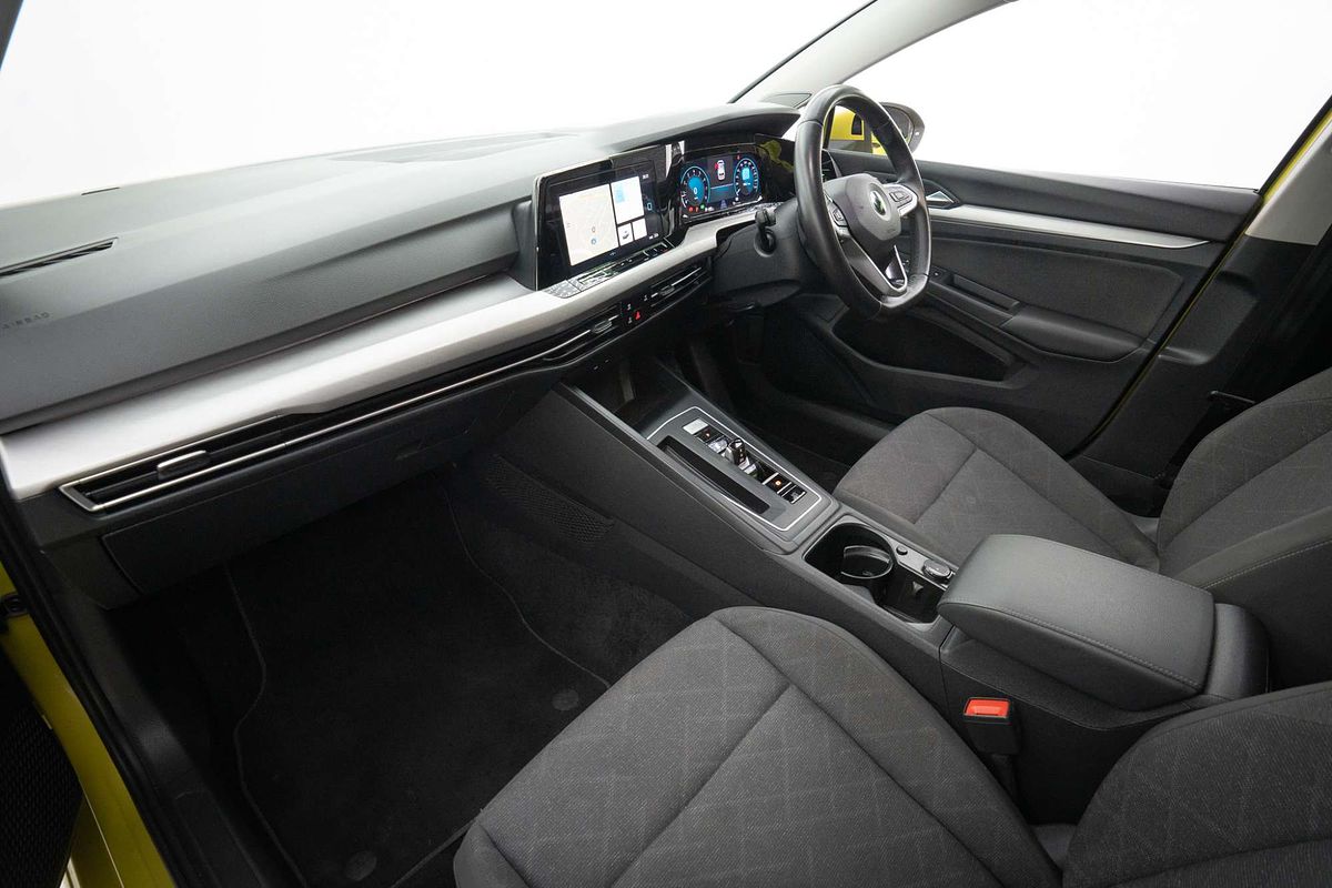 2022 Volkswagen Golf 110TSI 8