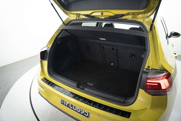 2022 Volkswagen Golf 110TSI 8