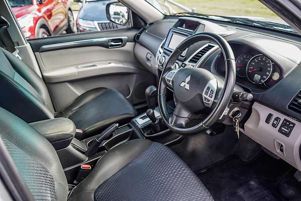 2013 Mitsubishi Challenger PB