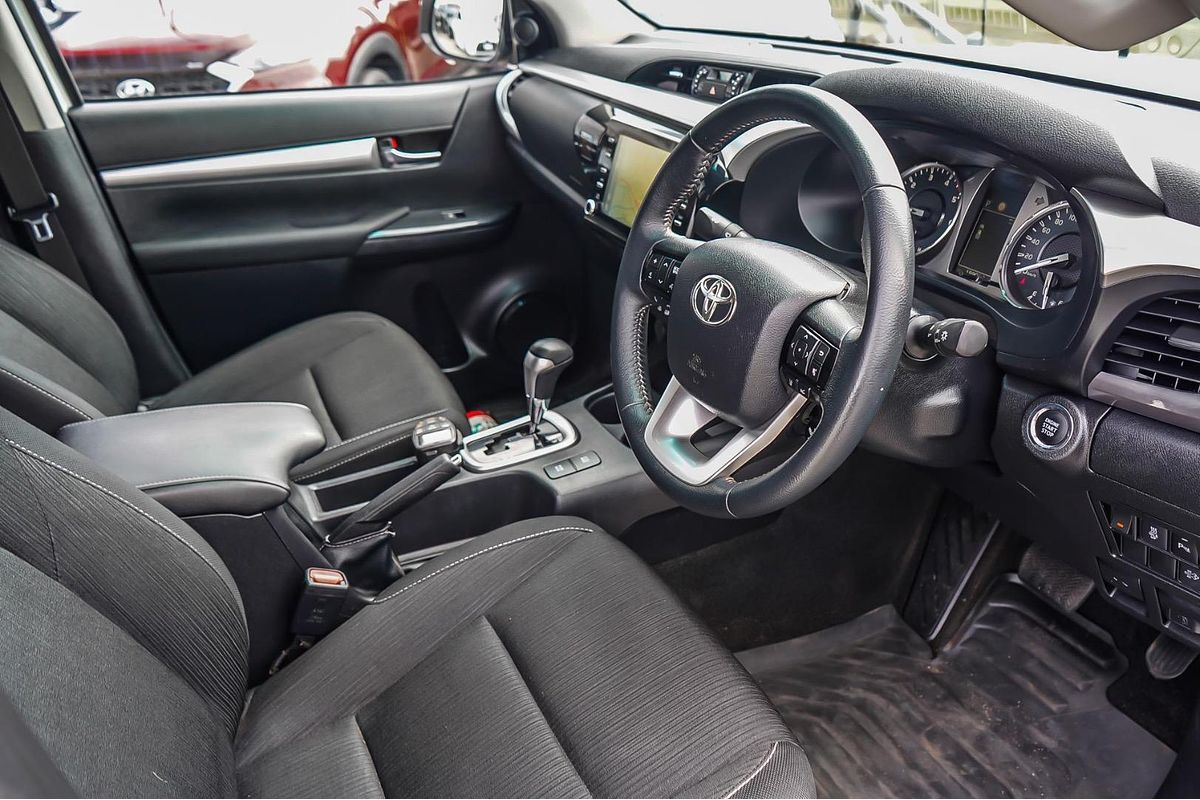 2021 Toyota Hilux SR5 GUN126R 4X4