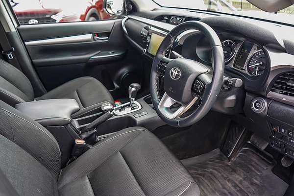 2021 Toyota Hilux SR5 GUN126R 4X4