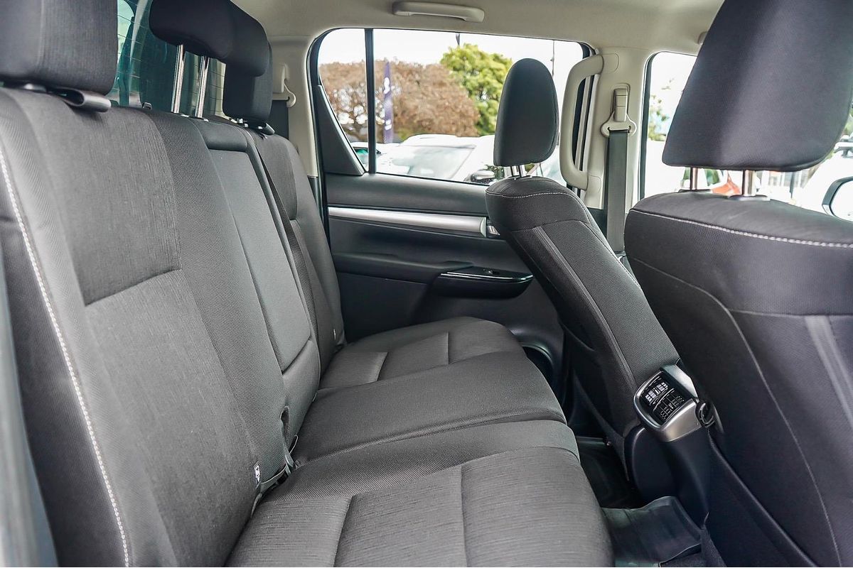 2021 Toyota Hilux SR5 GUN126R 4X4