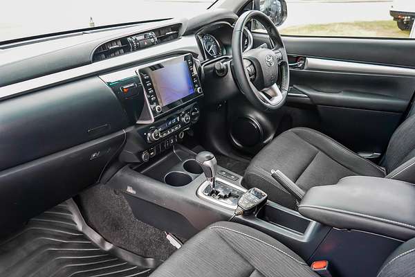2021 Toyota Hilux SR5 GUN126R 4X4