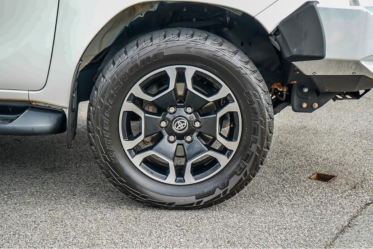 2021 Toyota Hilux SR5 GUN126R 4X4