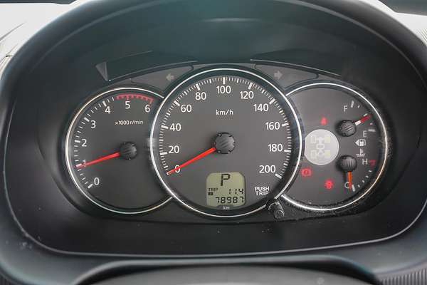 2013 Mitsubishi Challenger PB