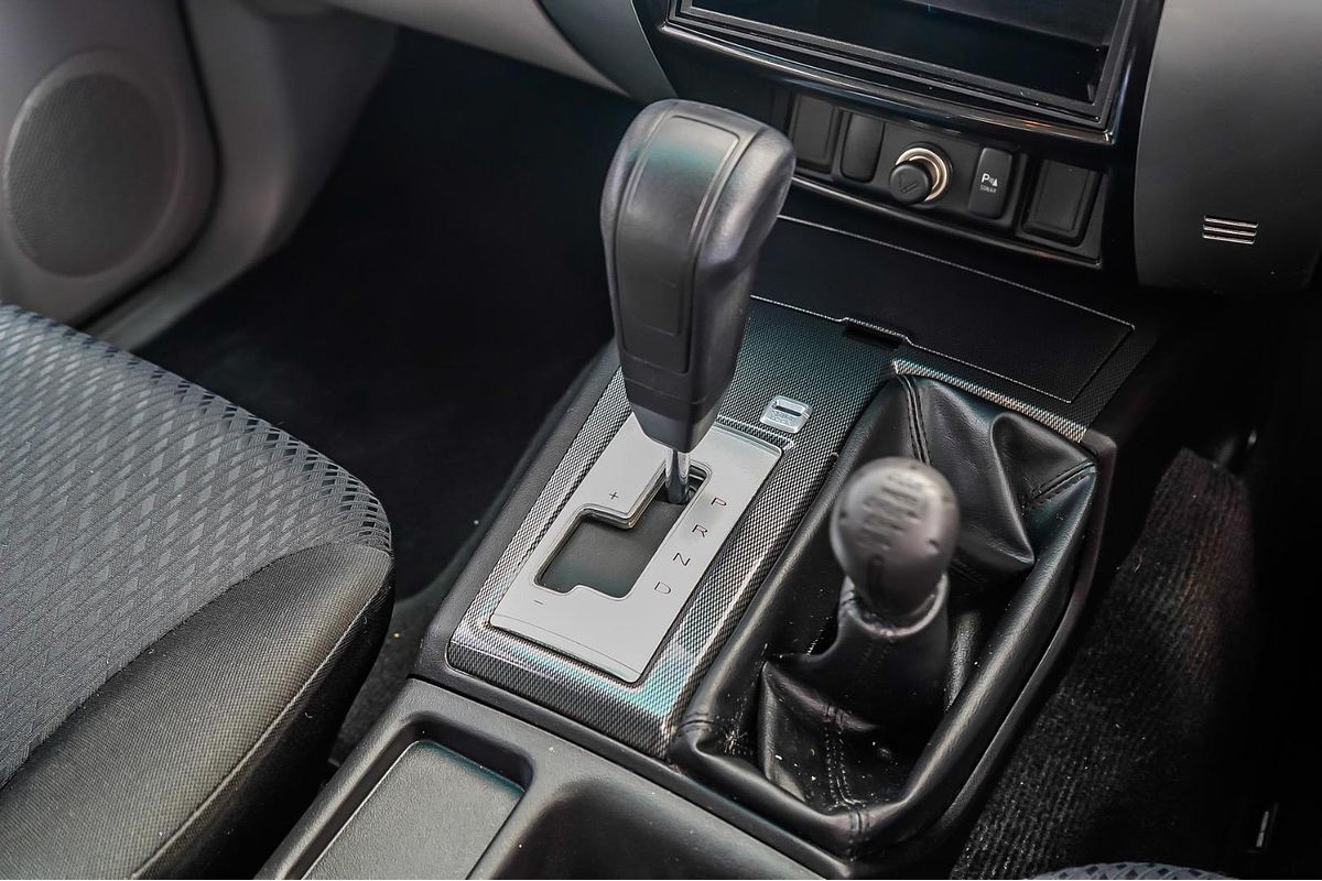 2013 Mitsubishi Challenger PB