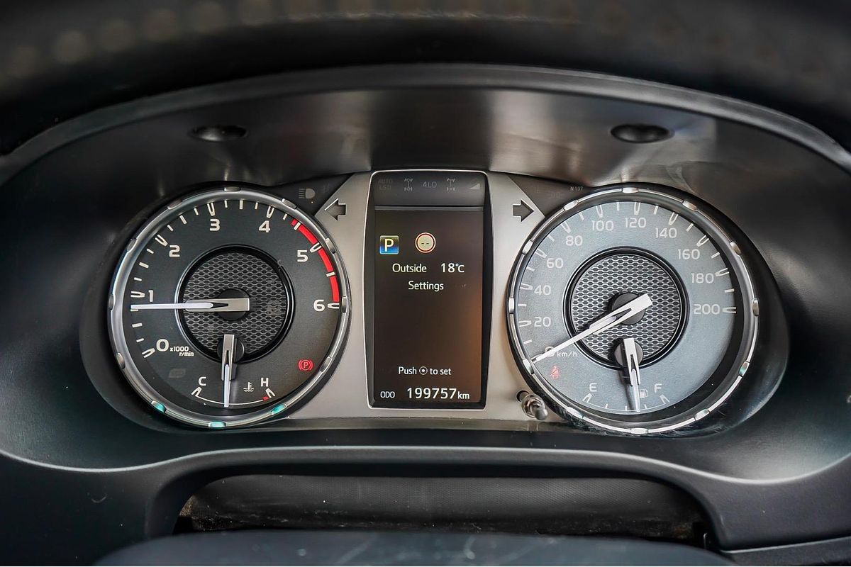 2021 Toyota Hilux SR5 GUN126R 4X4