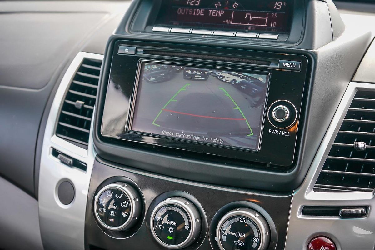 2013 Mitsubishi Challenger PB