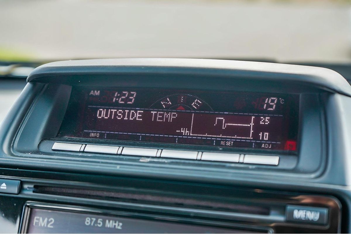 2013 Mitsubishi Challenger PB