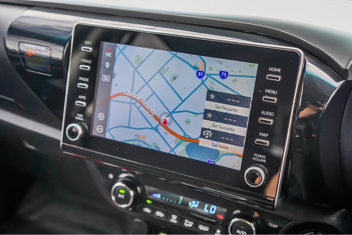 2021 Toyota Hilux SR5 GUN126R 4X4