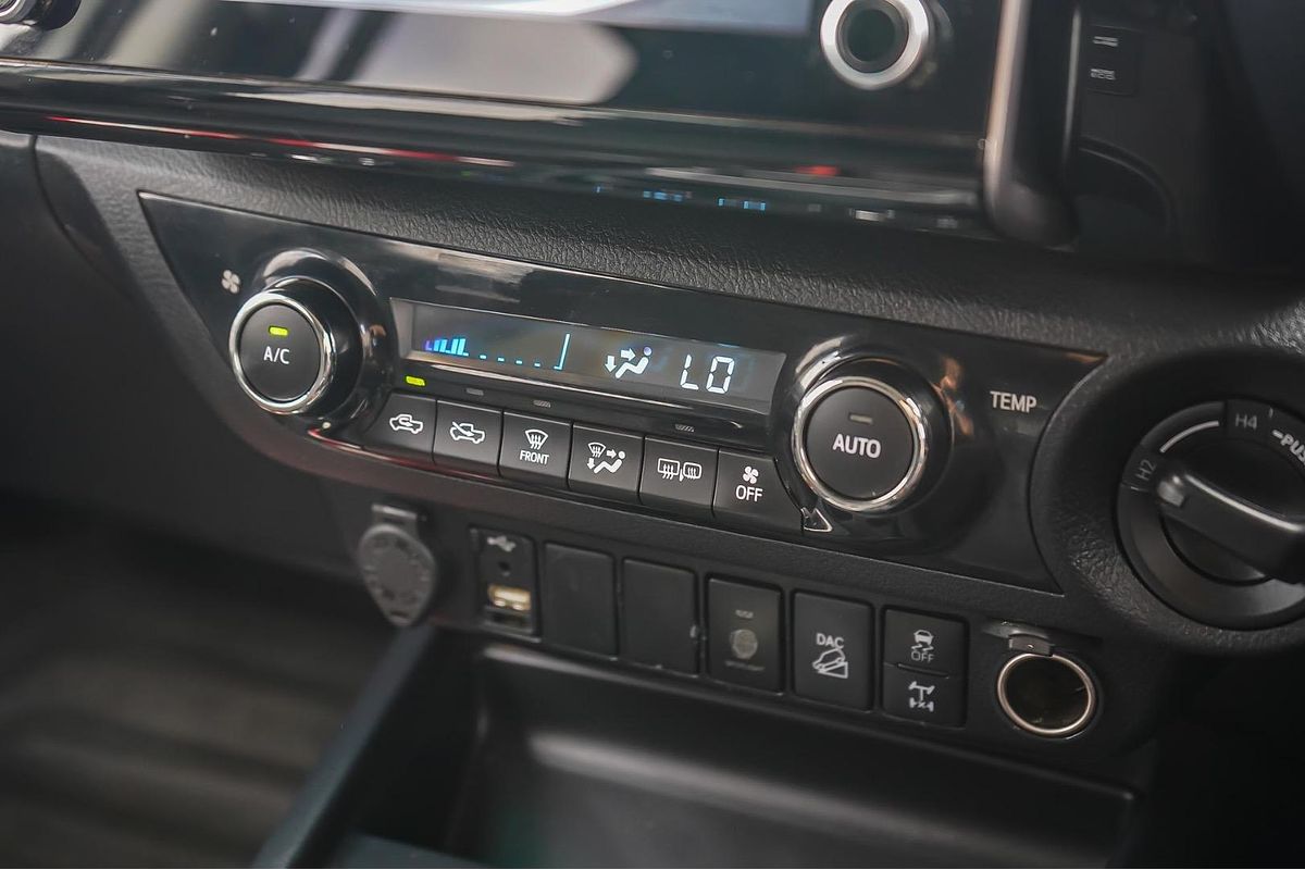 2021 Toyota Hilux SR5 GUN126R 4X4