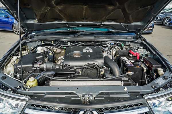 2013 Mitsubishi Challenger PB