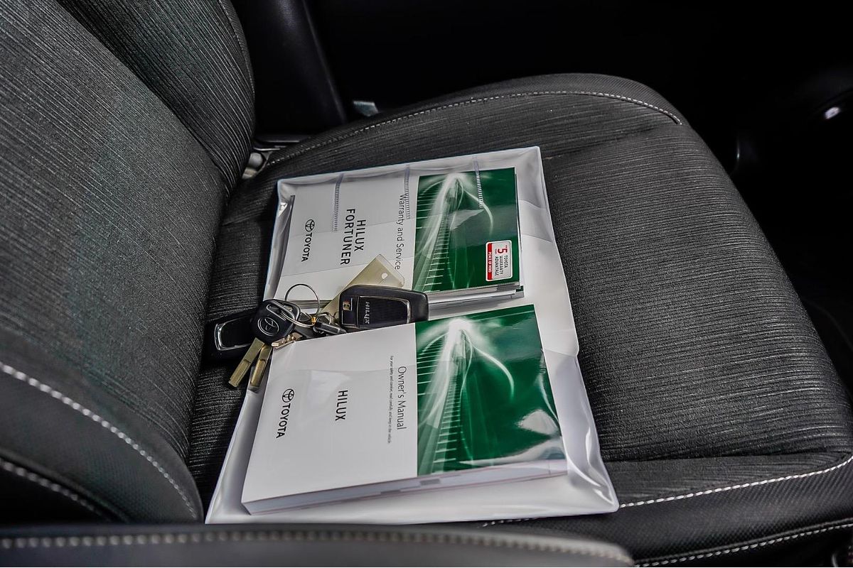 2021 Toyota Hilux SR5 GUN126R 4X4