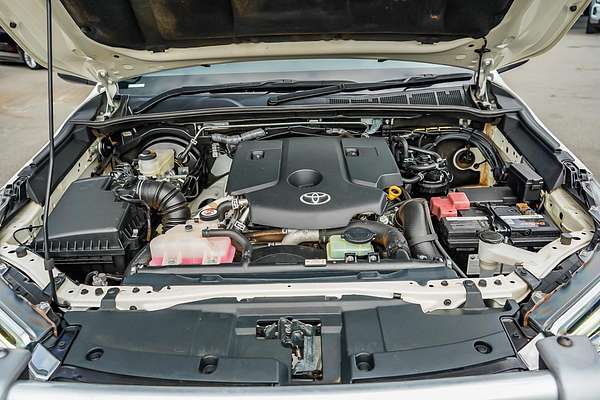 2021 Toyota Hilux SR5 GUN126R 4X4