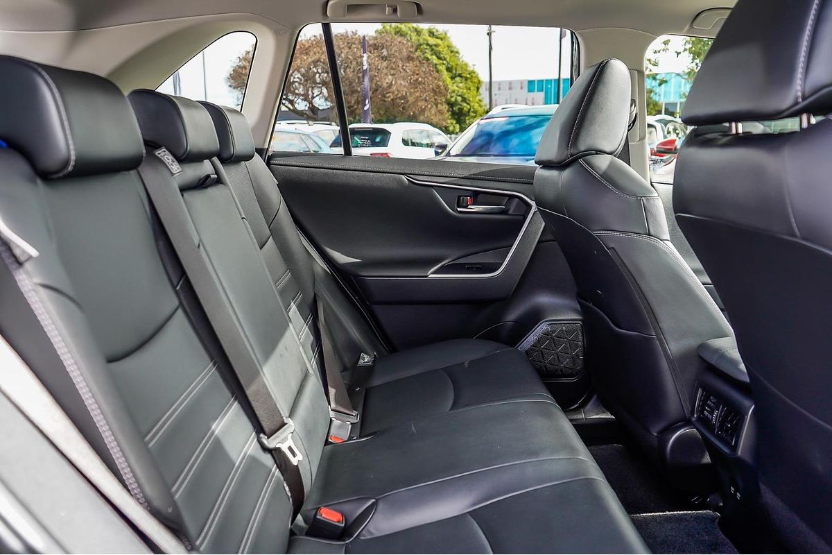 2022 Toyota RAV4 Cruiser AXAH52R