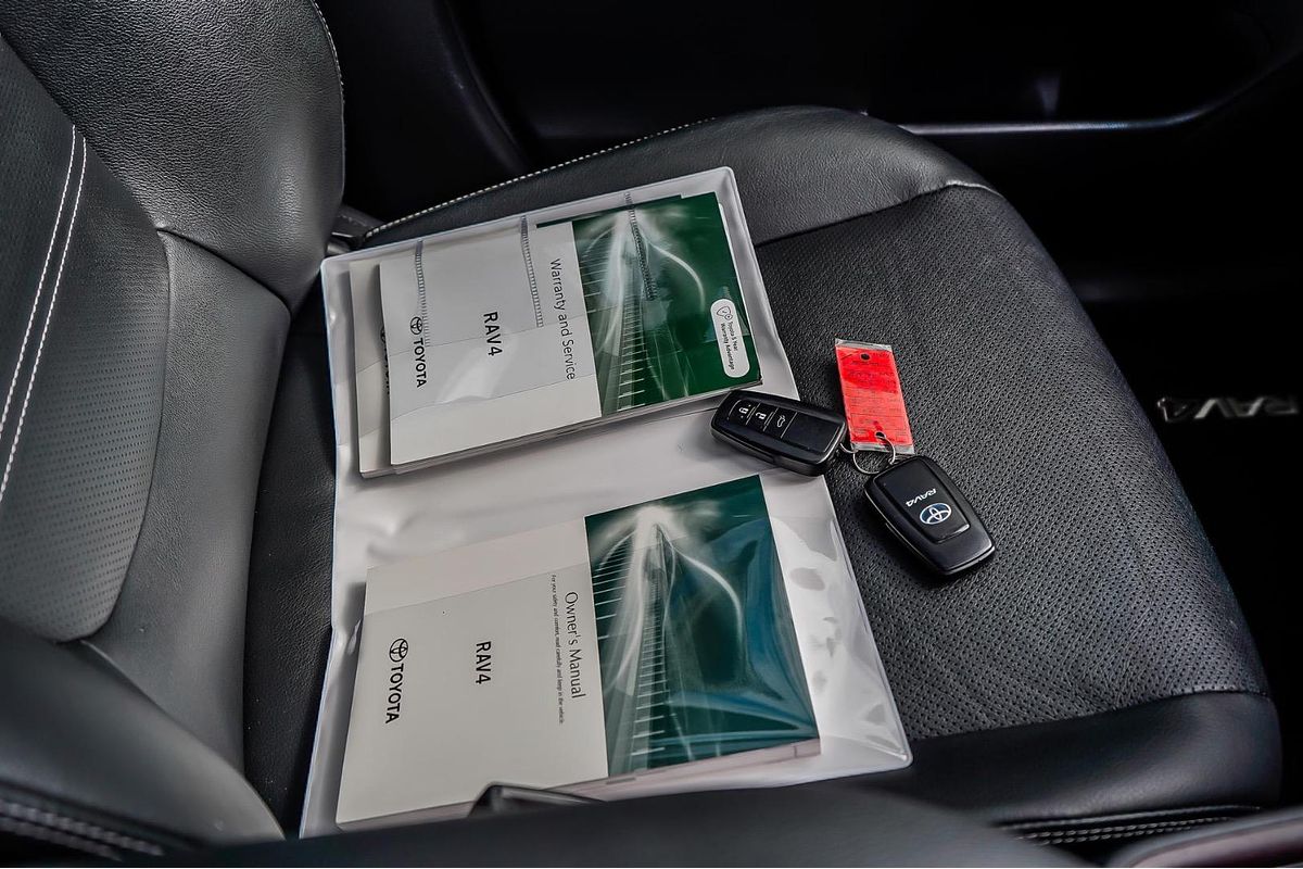 2022 Toyota RAV4 Cruiser AXAH52R