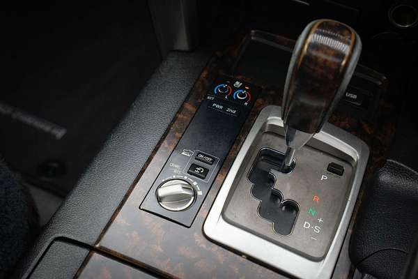 2015 Toyota Landcruiser Sahara VDJ200R