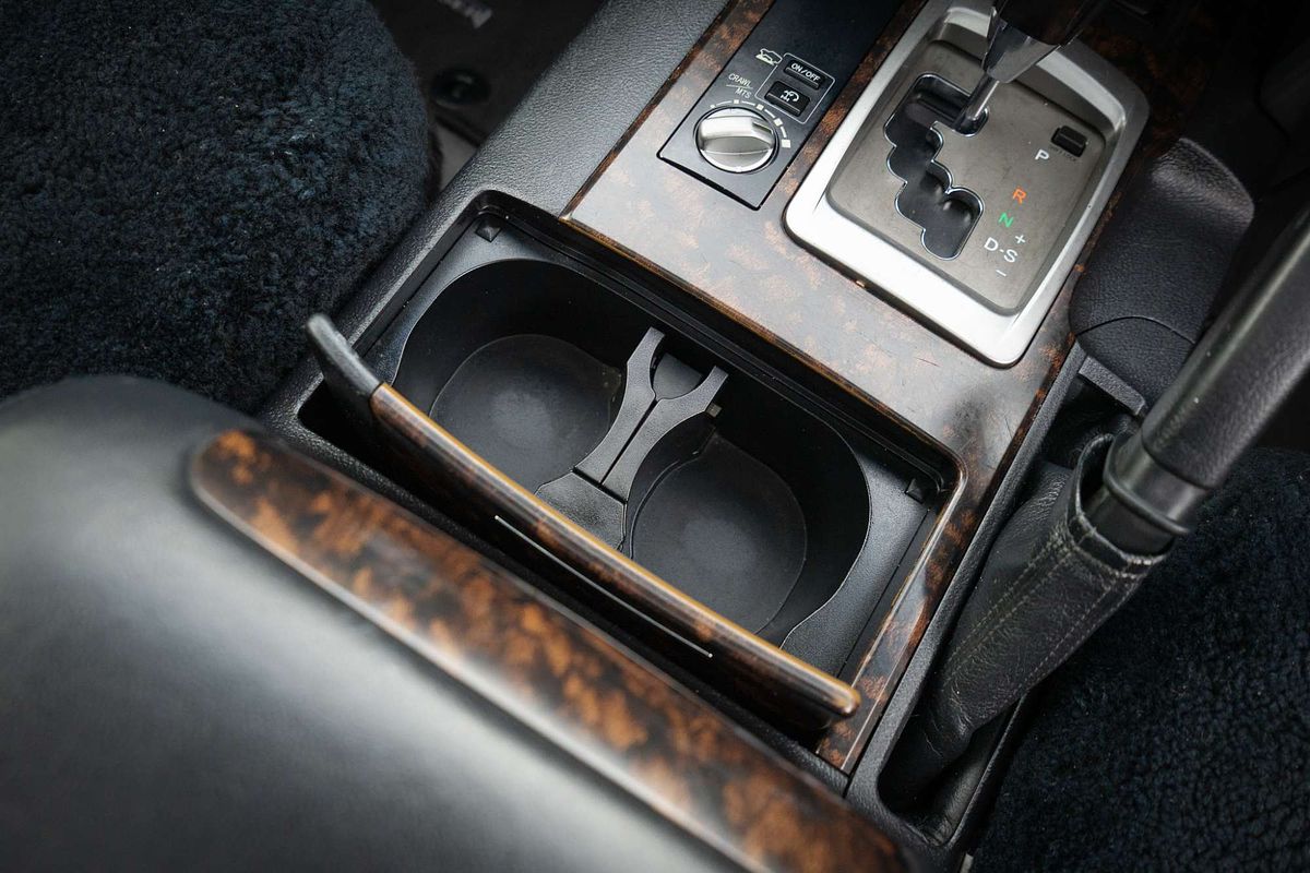 2015 Toyota Landcruiser Sahara VDJ200R