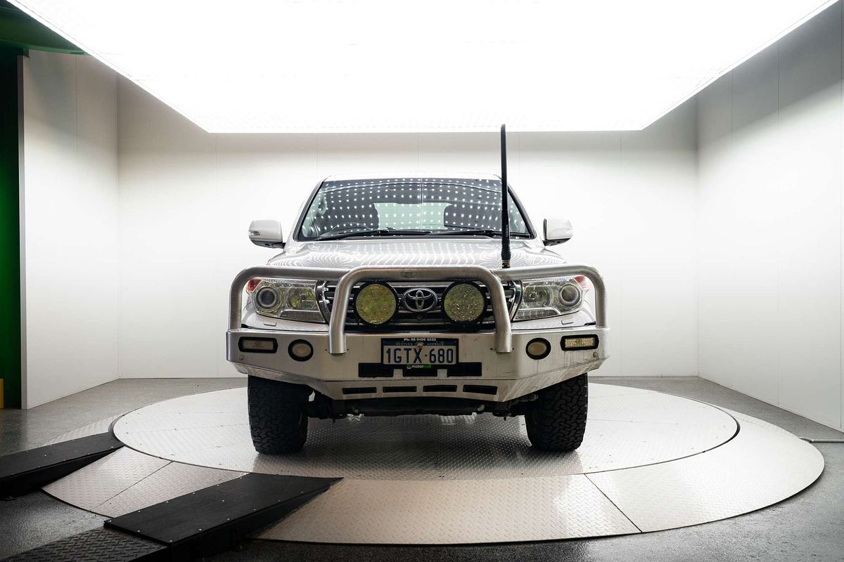 2015 Toyota Landcruiser Sahara VDJ200R