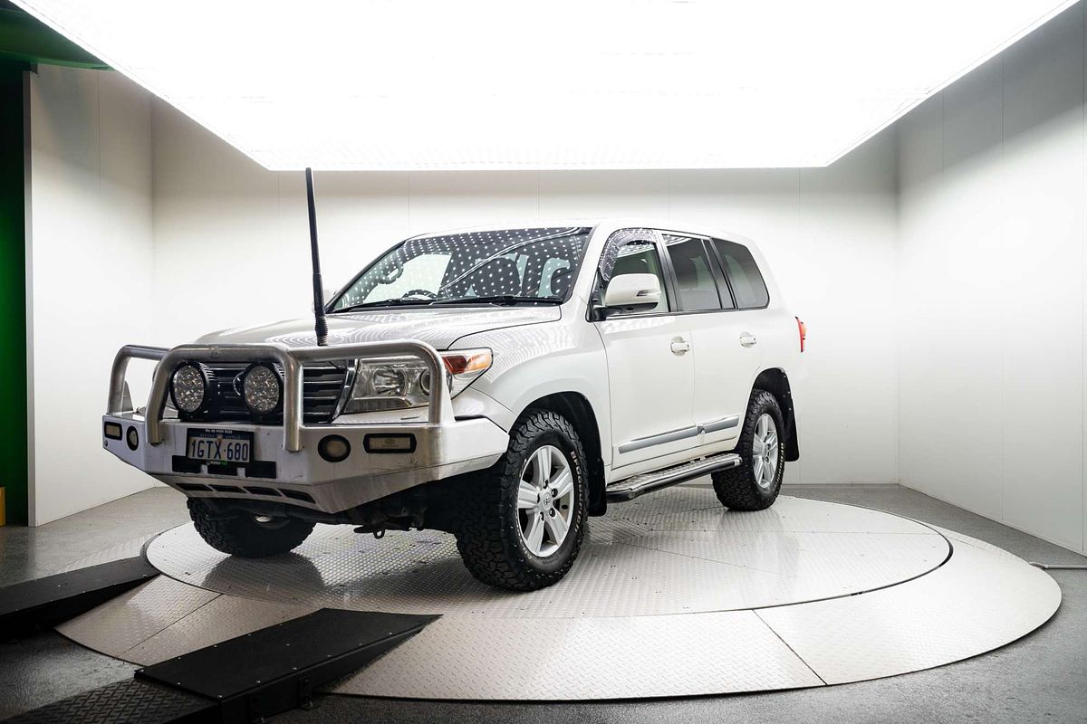 2015 Toyota Landcruiser Sahara VDJ200R