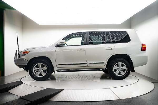 2015 Toyota Landcruiser Sahara VDJ200R