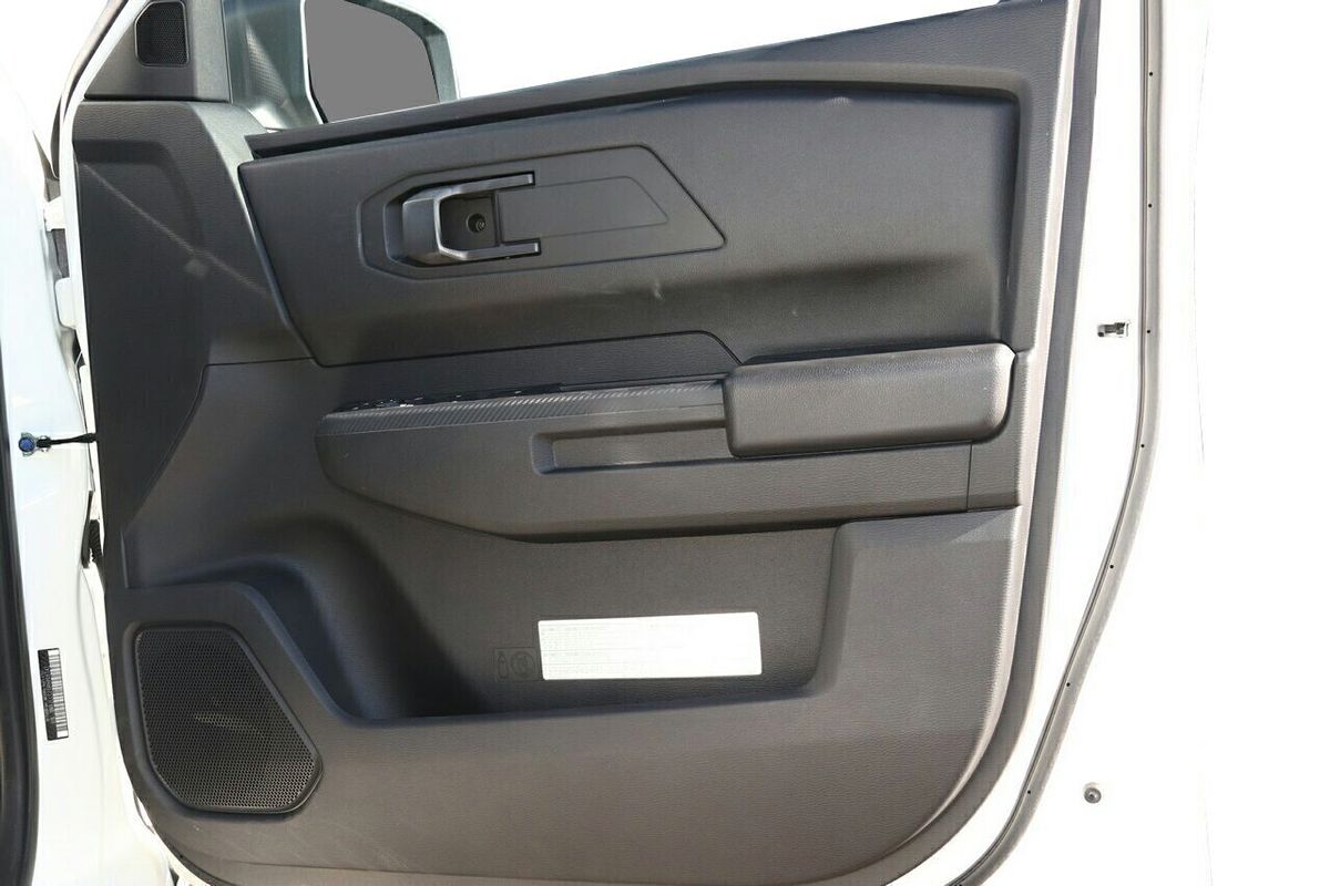 2025 Mitsubishi Triton GLX MV 4X4