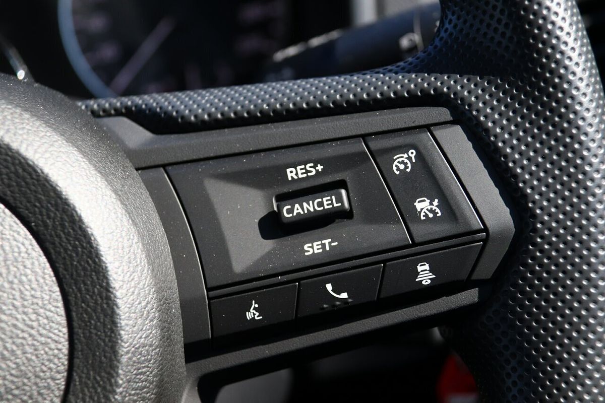 2025 Mitsubishi Triton GLX MV 4X4