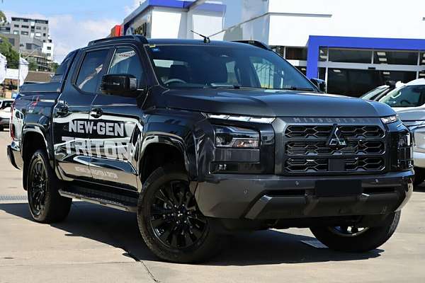2025 Mitsubishi Triton GSR MV 4X4