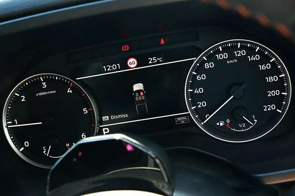 2025 Mitsubishi Triton GSR MV 4X4