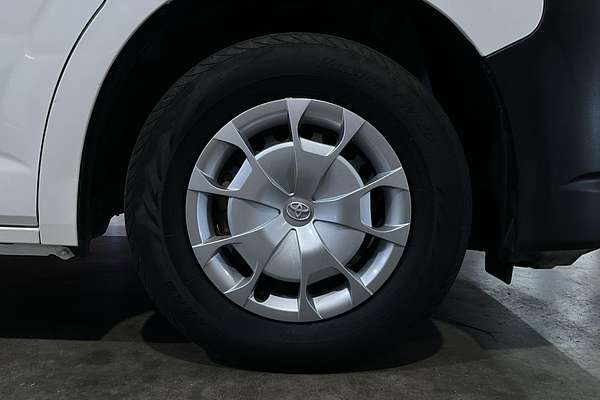 2022 Toyota Hiace Commuter GDH322R ELWB High Roof
