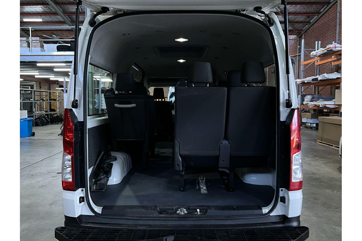 2022 Toyota Hiace Commuter GDH322R ELWB High Roof