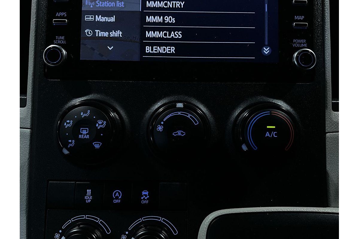 2022 Toyota Hiace Commuter GDH322R ELWB High Roof