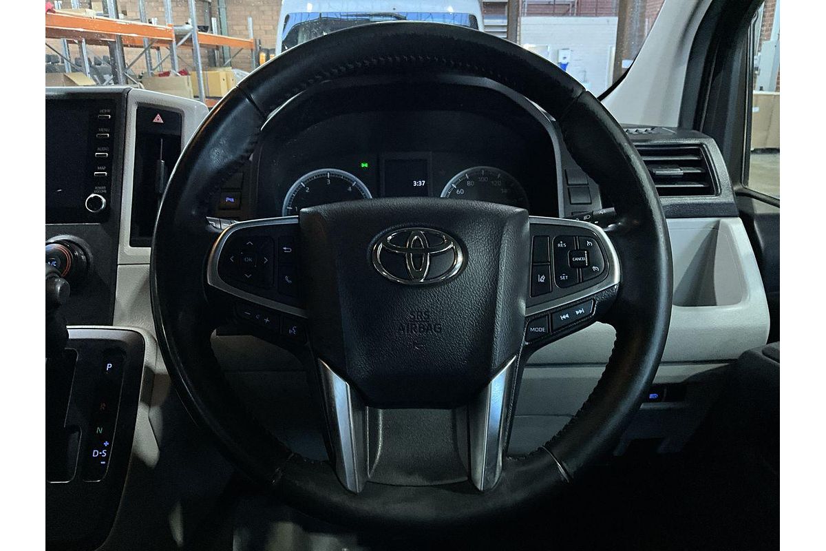 2022 Toyota Hiace Commuter GDH322R ELWB High Roof