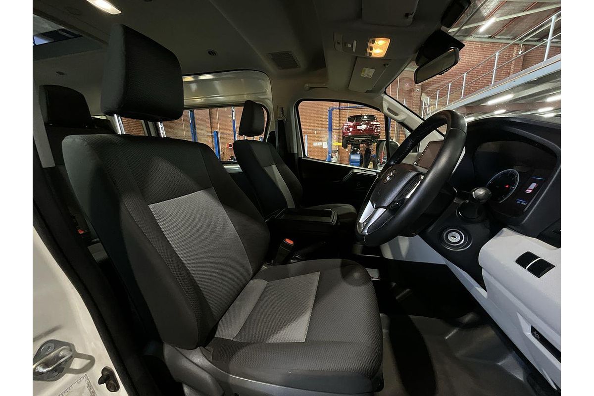 2022 Toyota Hiace Commuter GDH322R ELWB High Roof